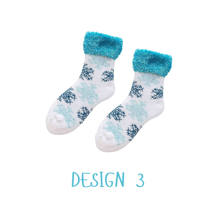 Winter Snowflake Fuzzy Socks – 1 Pair, One Size Fits All